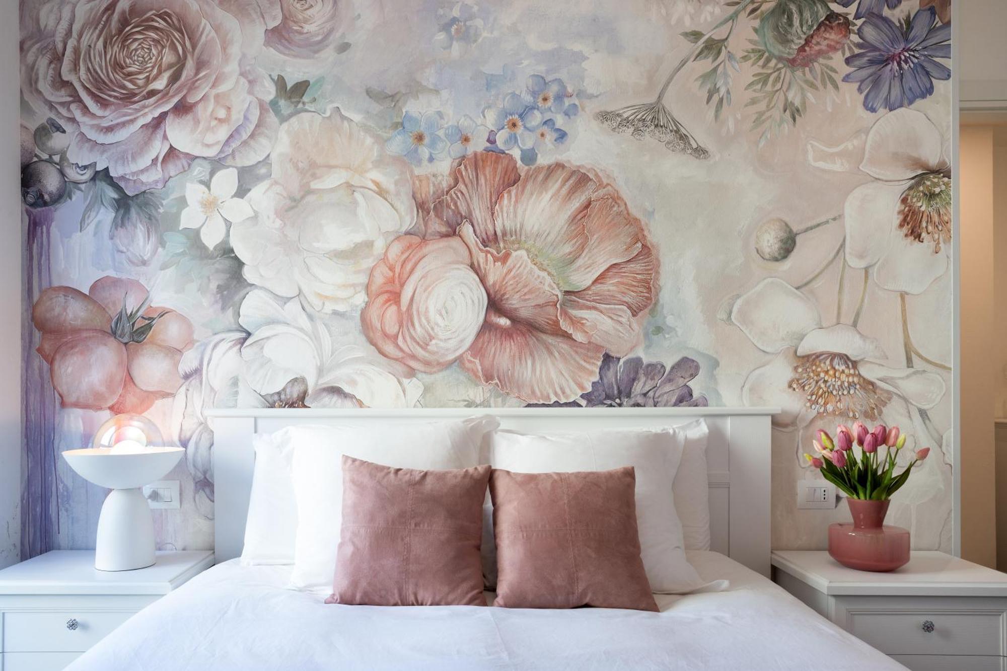 Lora Rose Suite ,Free Parking, Self Check In,2 Como Kültér fotó